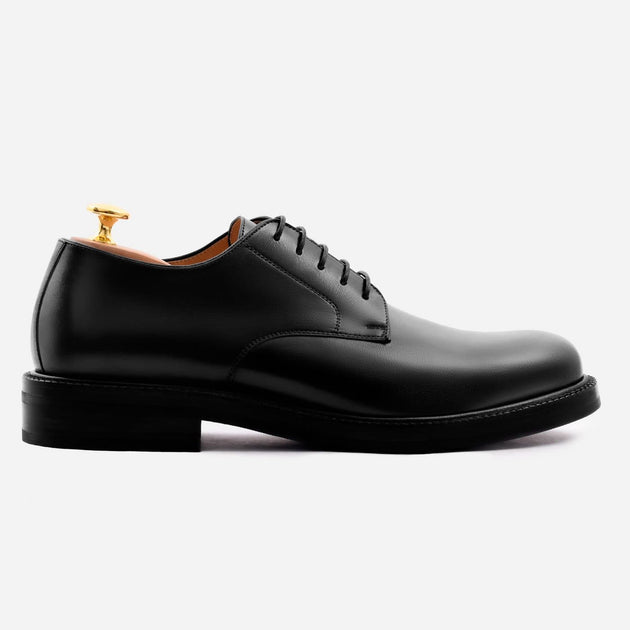 Where are sale dunham shoes made