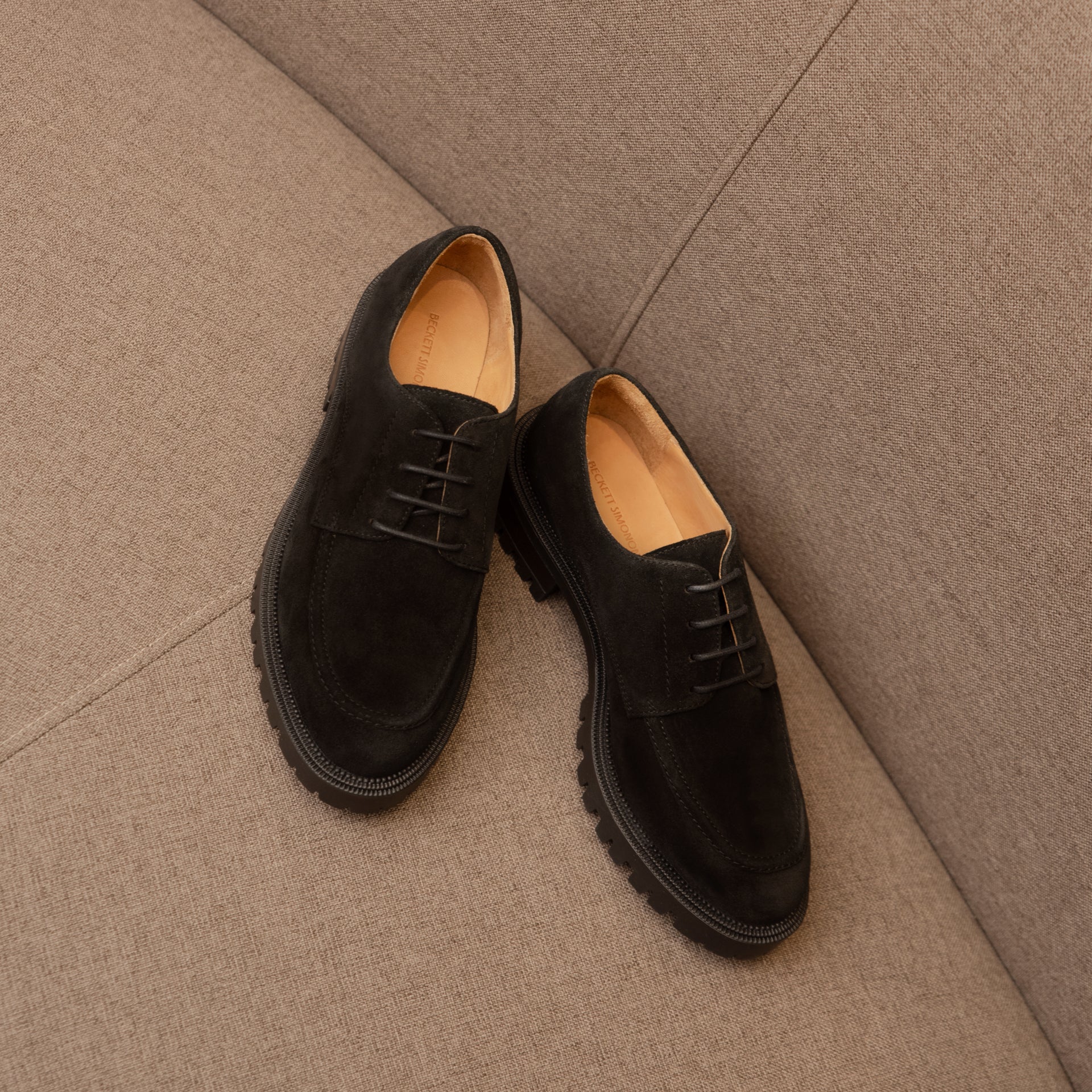 最終値下げ incarnation suede derby shose 最終値下げ incarnation suede derby shose - メルカリ