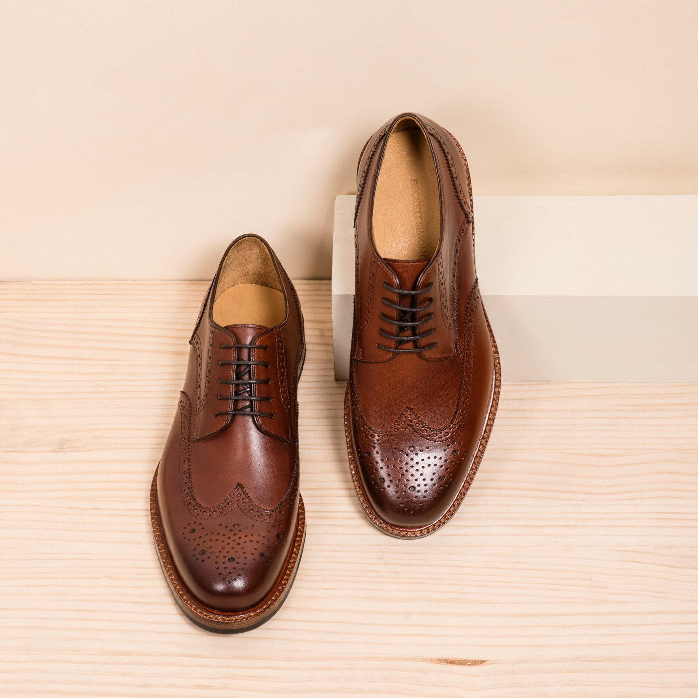 Kent Wingtips - Men display picture 1