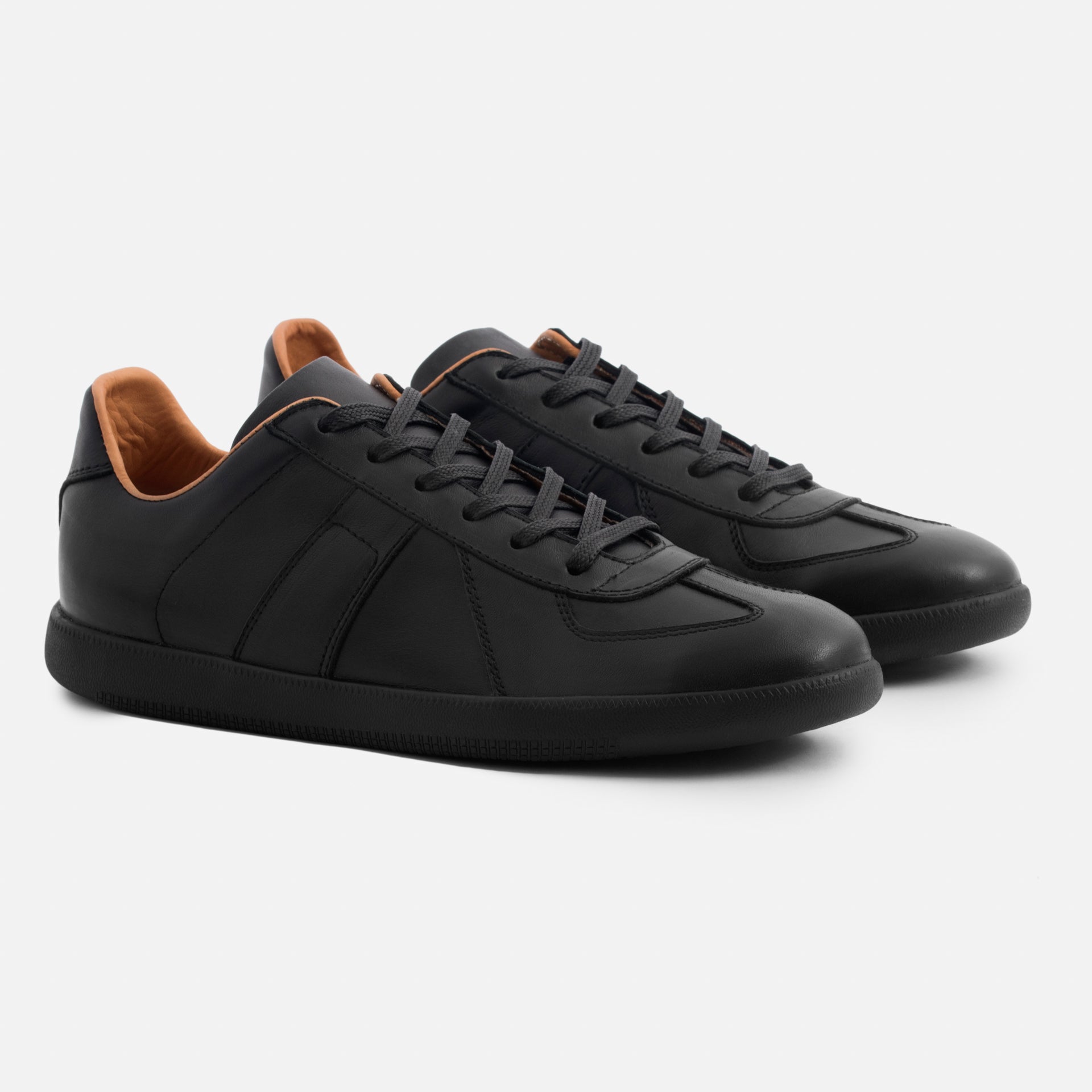 Morgen Trainers - Men's