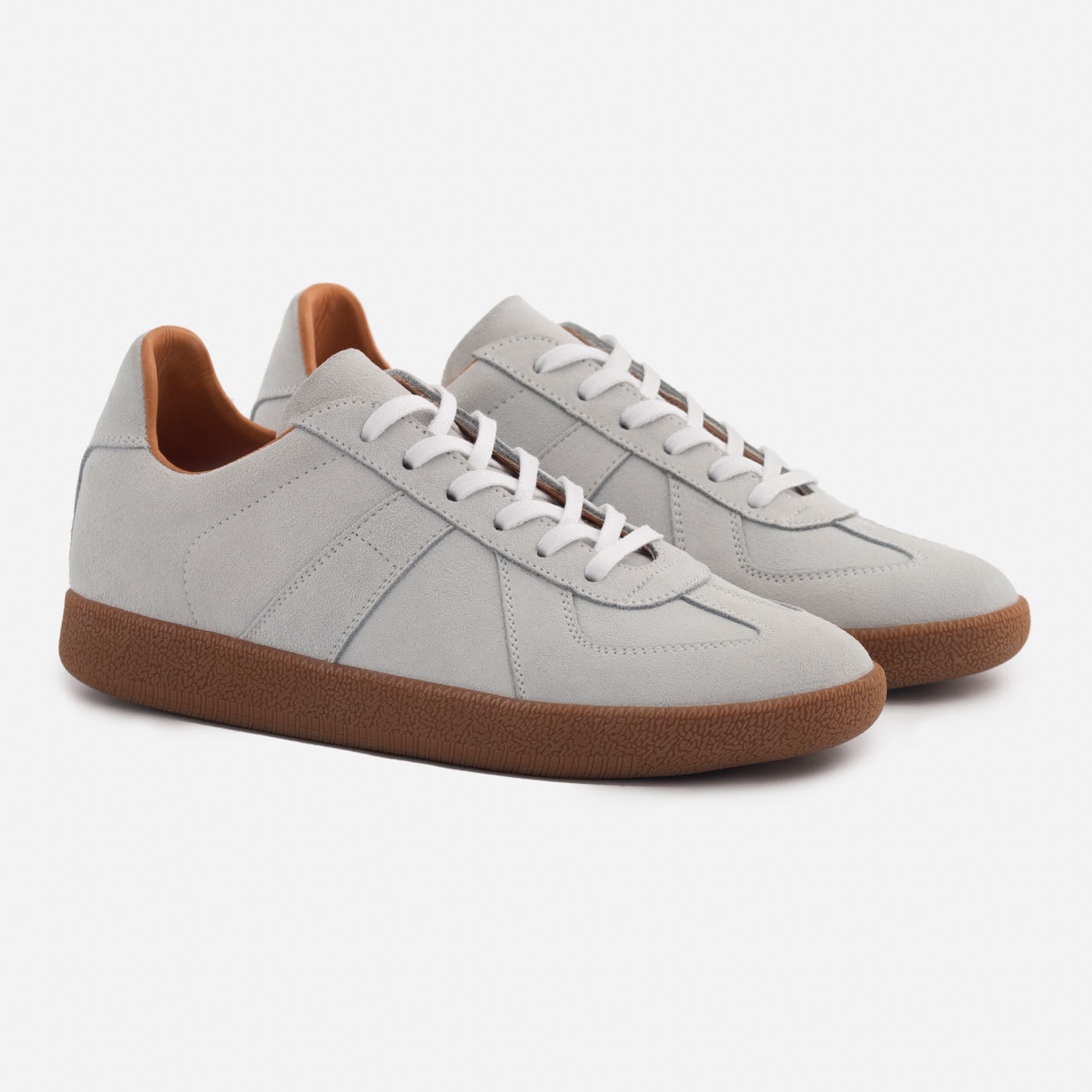 Monroe scuba best sale and suede trainer