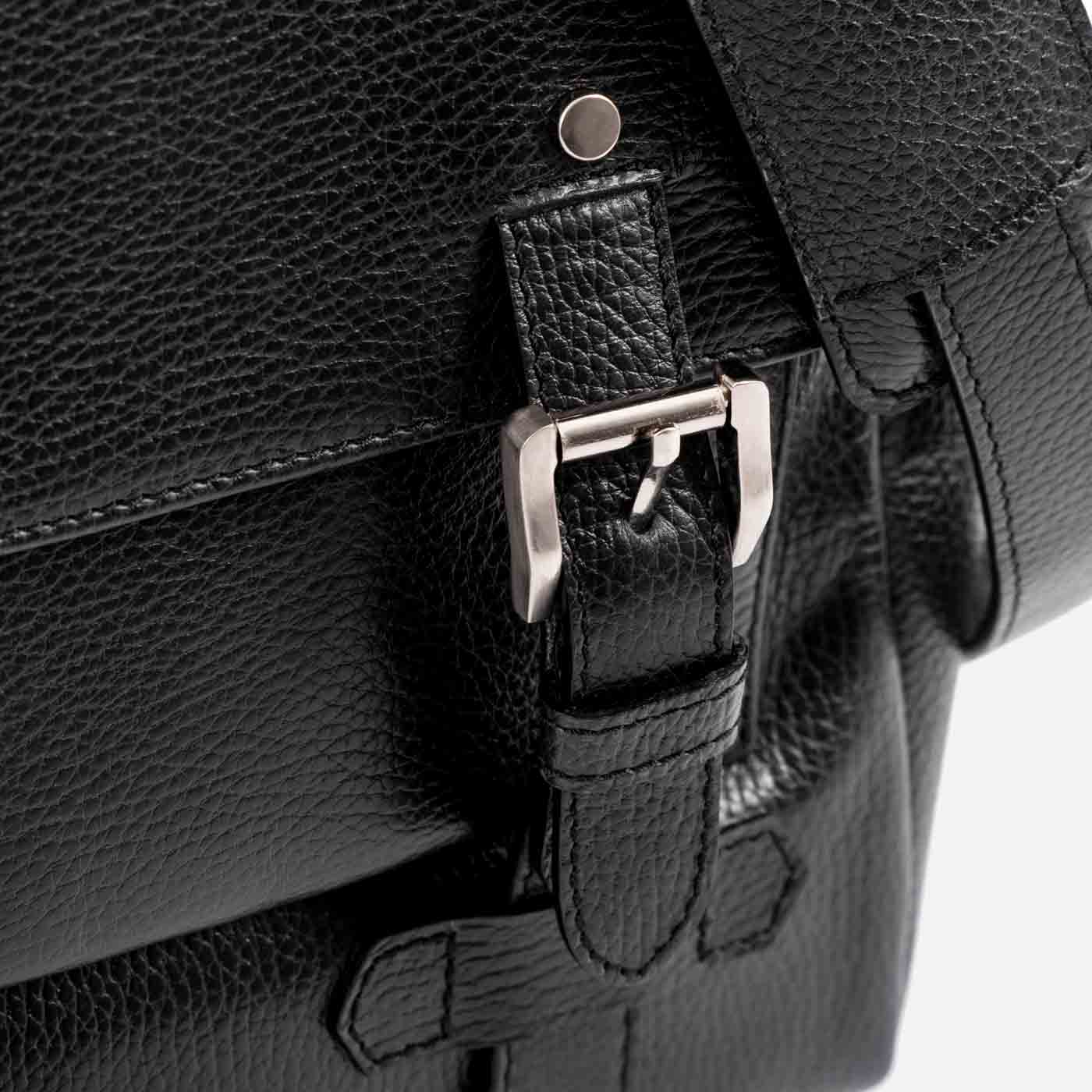 Greyson pebbled 2025 leather messenger bag